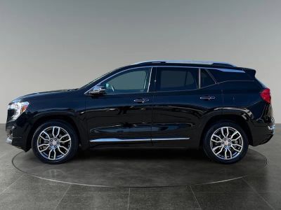 2023 GMC Terrain — detail view