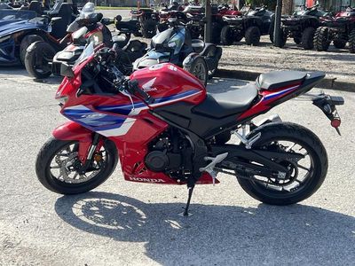 2025 Honda CBR500R - Photo 11