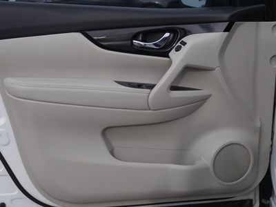 2020 Nissan Rogue Sport - Photo 27