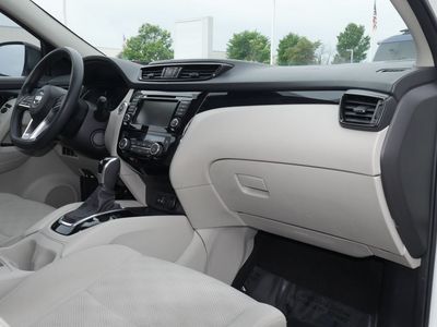 2020 Nissan Rogue Sport - Photo 23