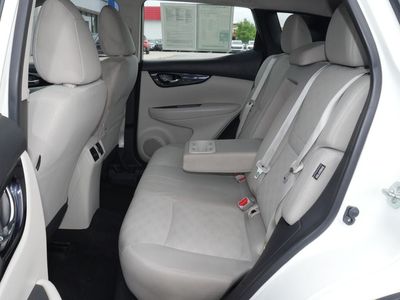 2020 Nissan Rogue Sport - Photo 25