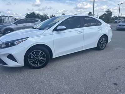 2022 Kia Forte — photo 11 view