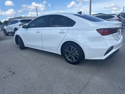 2022 Kia Forte — photo 9 view