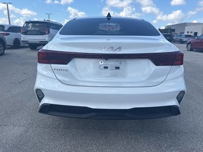 2022 Kia Forte — photo 7 view