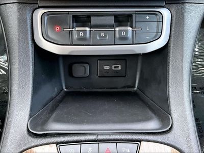 2023 GMC Acadia - Photo 32