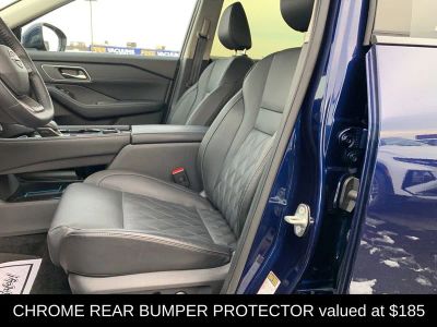 2025 Nissan Rogue Platinum - Photo 8