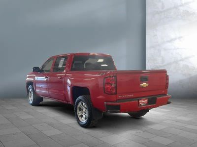2018 Chevrolet Silverado 1500 — interior view