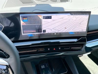 2026 BMW 5 Series — photo 11 view
