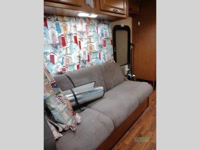 2016 Thor Motor Coach Majestic - Photo 33