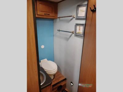 2016 Thor Motor Coach Majestic - Photo 42