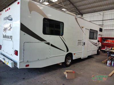 2016 Thor Motor Coach Majestic - Photo 5
