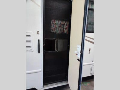 2016 Thor Motor Coach Majestic - Photo 28