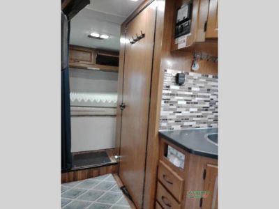 2016 Thor Motor Coach Majestic - Photo 39
