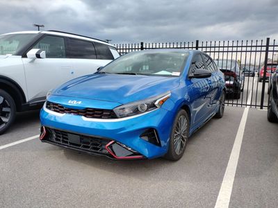 2023 Kia Forte - Photo 2