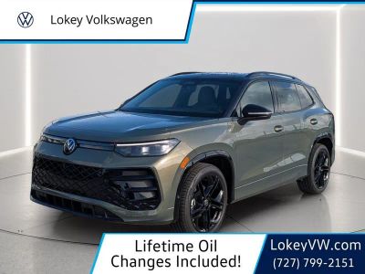 2026 Volkswagen Tiguan 2.0T SE R-Line Black in Avocado Green W/Deep Black Roof — front three-quarter view