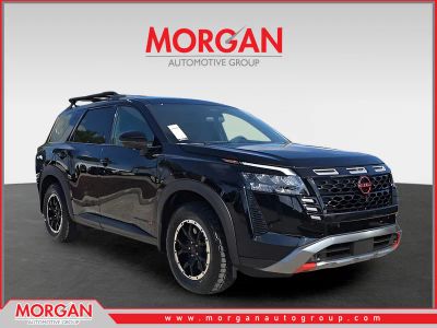 2026 Nissan Pathfinder Rock Creek in Black — front three-quarter view