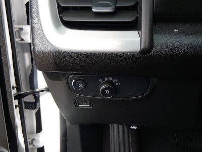 2024 GMC Terrain — photo 13 view