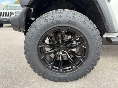 2026 Jeep Wrangler — photo 10 view