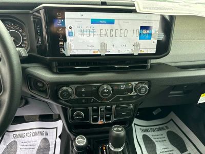 2026 Jeep Wrangler — photo 21 view