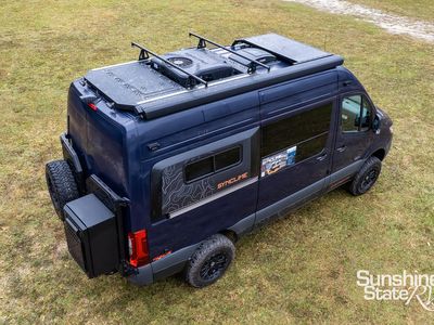 2026 OUTSIDE VAN - Photo 3