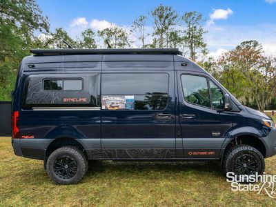 2026 OUTSIDE VAN - Photo 18