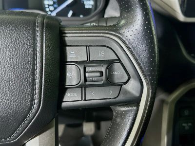2025 Toyota Tundra 4WD — photo 17 view