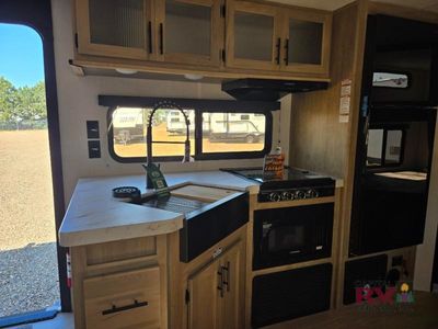 2026 Forest River RV Cherokee Grey Wolf - Photo 18