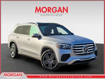 2025 Mercedes-Benz GLS 450 — front three-quarter view