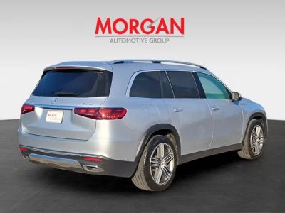 2025 Mercedes-Benz GLS — side profile view