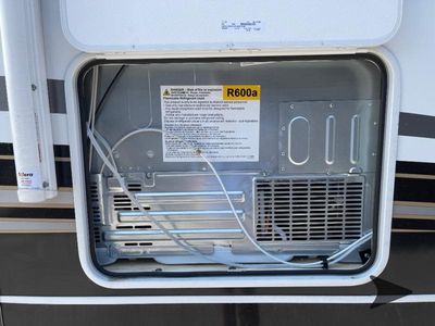 2026 Jayco Pinnacle - Photo 15