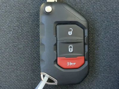 2026 Jeep Wrangler — photo 31 view