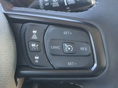 2026 Jeep Wrangler — photo 26 view
