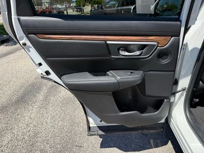 2017 Honda CR-V — photo 33 view