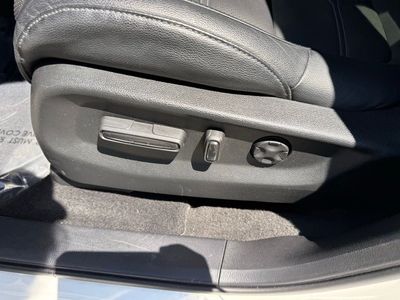 2017 Honda CR-V — photo 16 view