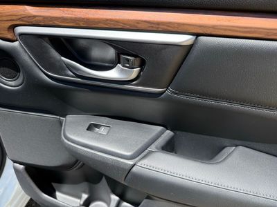2017 Honda CR-V — photo 41 view