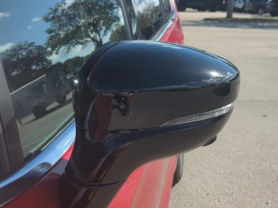 2026 Chrysler Pacifica — photo 12 view