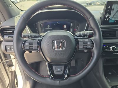 2025 Honda Pilot - Photo 27