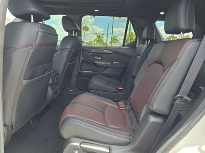 2025 Honda Pilot - Photo 13