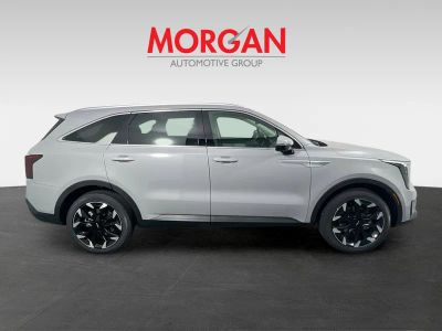 2026 Kia Sorento — side profile view