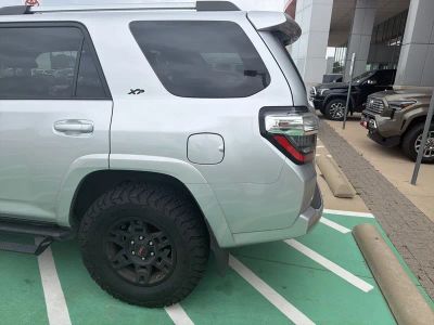2023 Toyota 4Runner - Photo 9