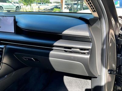 2025 Genesis G80 - Photo 4