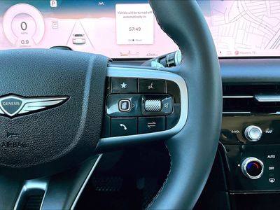 2025 Genesis G80 - Photo 24
