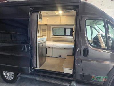 2022 Thor Motor Coach Rize — photo 7 view