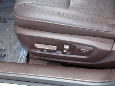 2018 Lexus ES — photo 20 view