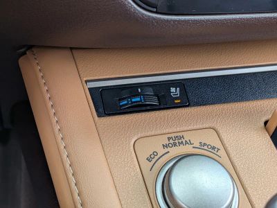 2018 Lexus ES — photo 30 view