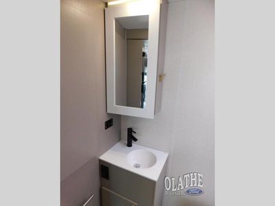 2027 Winnebago VIEW - Photo 8