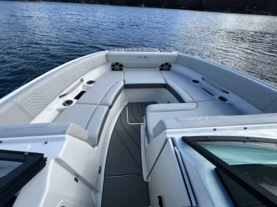 2025 Sea Ray 6.2L MPI DTS - Photo 9