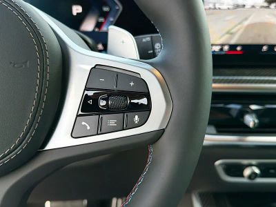 2026 BMW X5 — photo 38 view