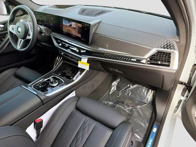2026 BMW X5 — photo 13 view