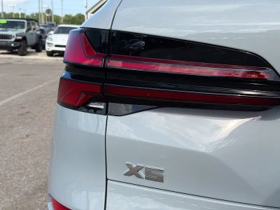 2026 BMW X5 — photo 10 view